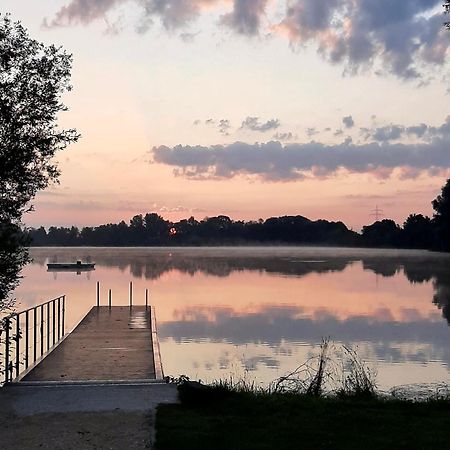 شقة Auszeit-Ort Mit Wohlfuehl-Garantie نوي أولم المظهر الخارجي الصورة
